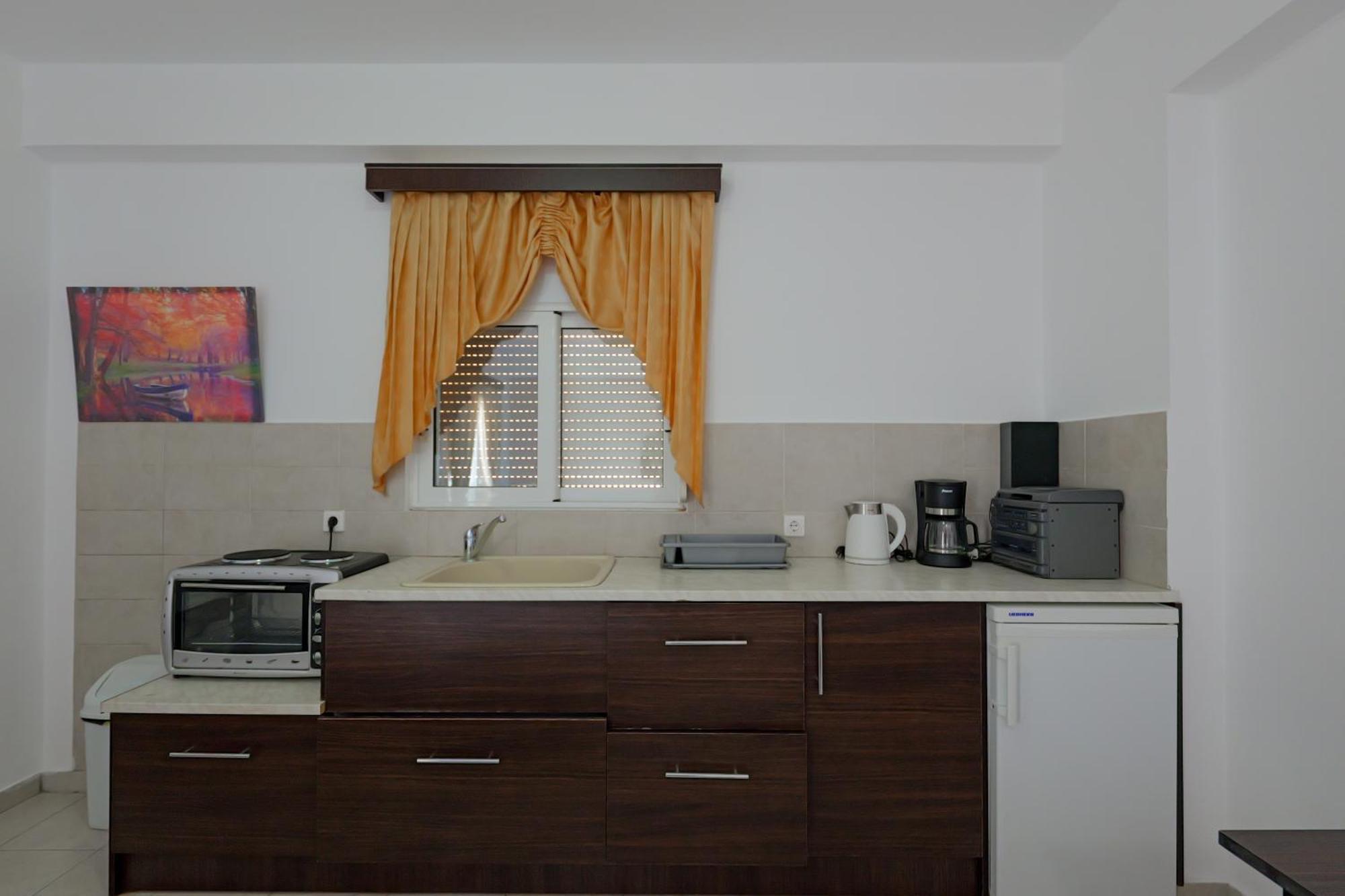 Livia'S Guesthouse クサミル エクステリア 写真