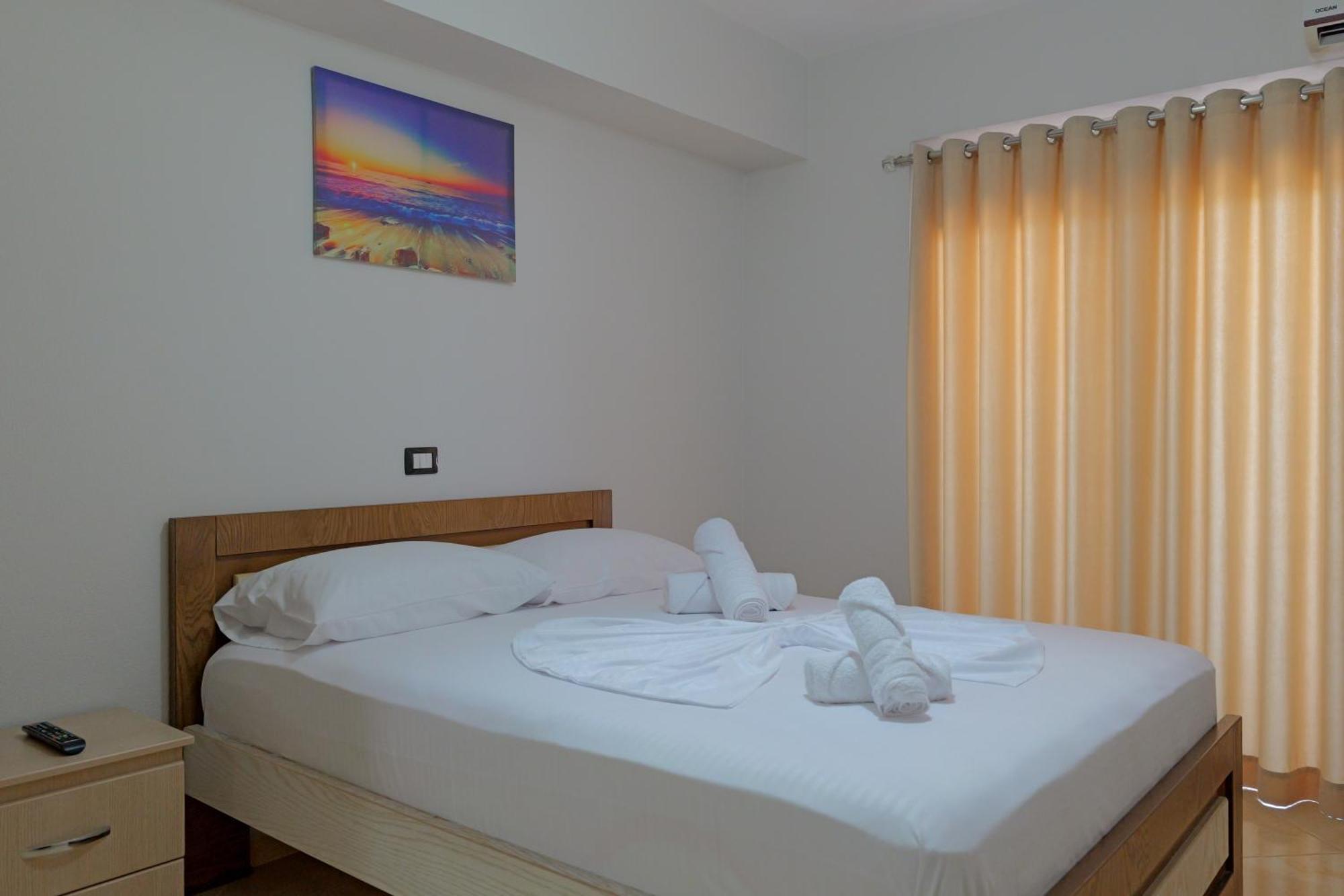 Livia'S Guesthouse クサミル エクステリア 写真